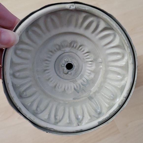 EUC Antique Style Clock - Picture 6 of 7